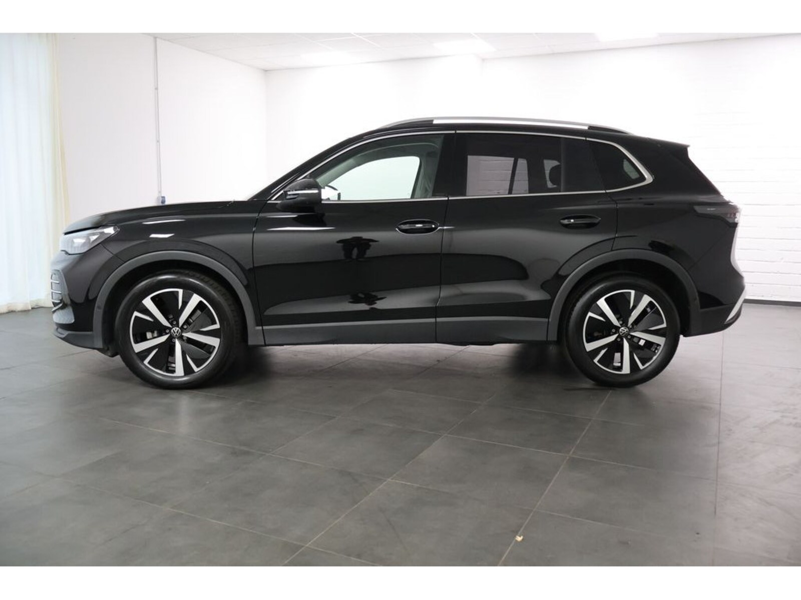 Volkswagen Tiguan – Bild 7