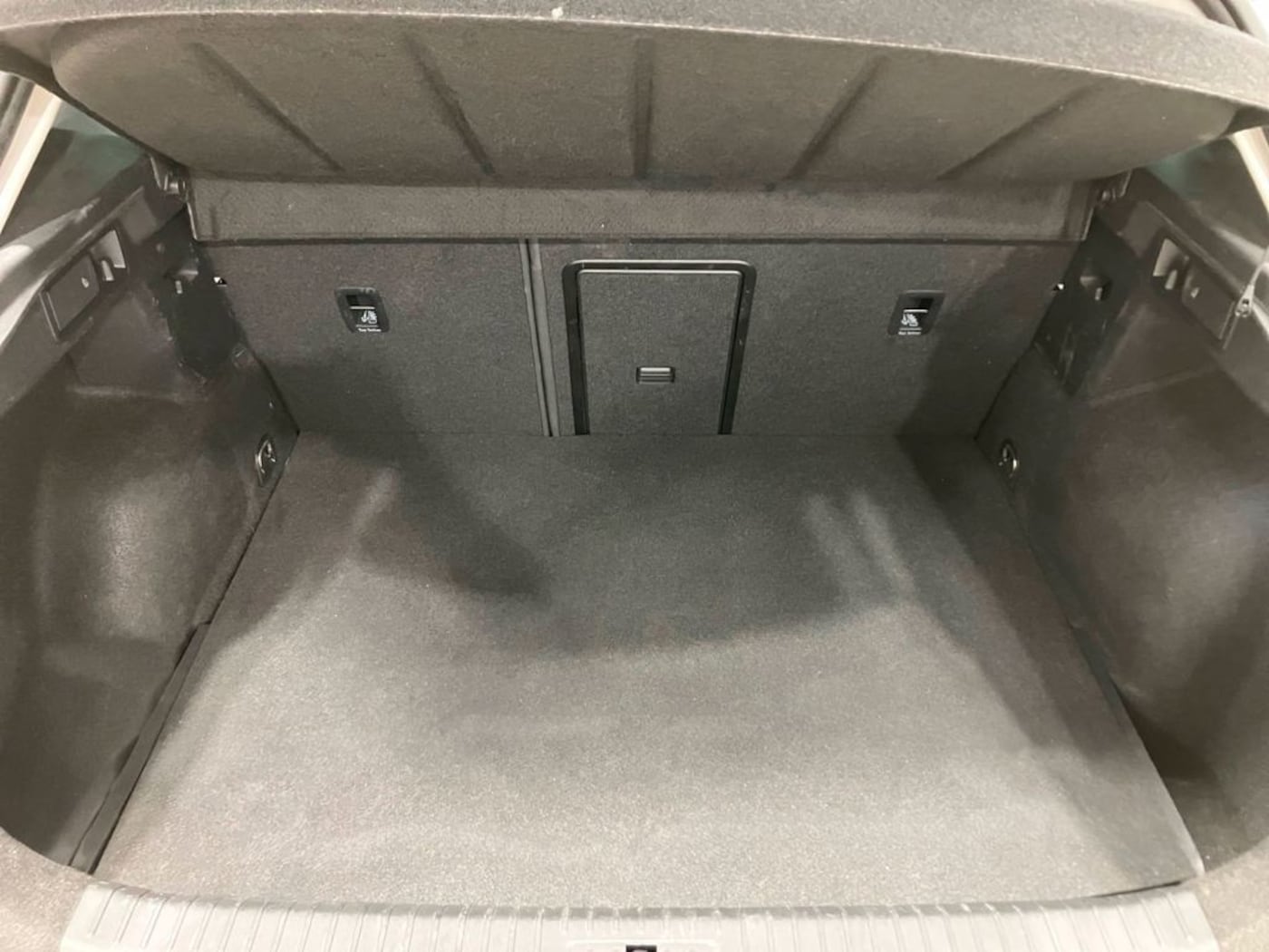 CUPRA Formentor 1.4 e-Hybrid DSG 150 kW (204 CV) — photo 7