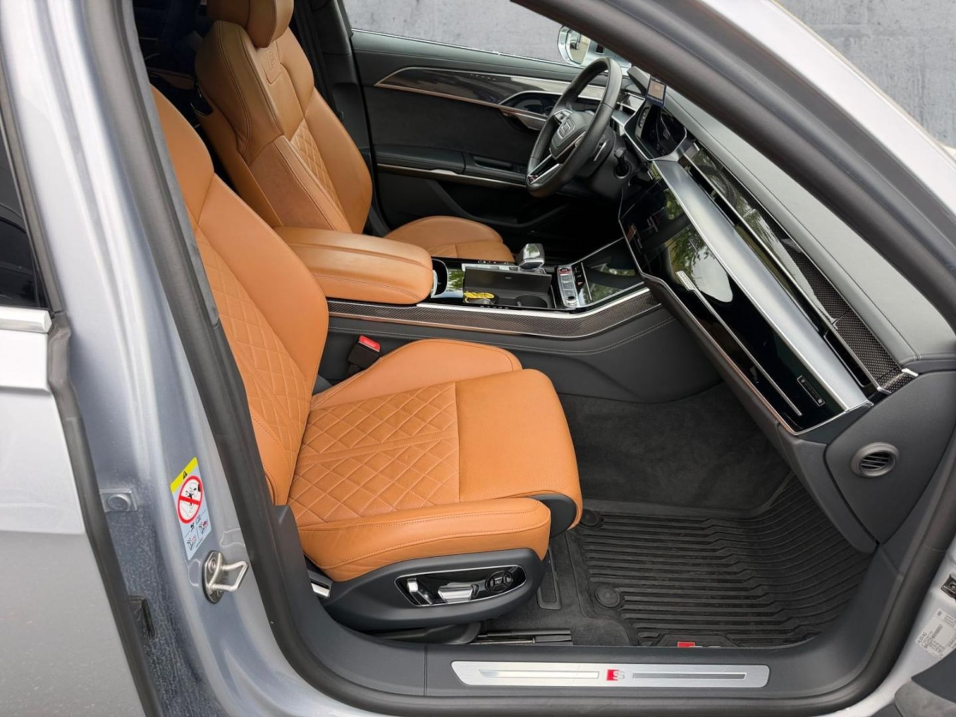 Audi S8