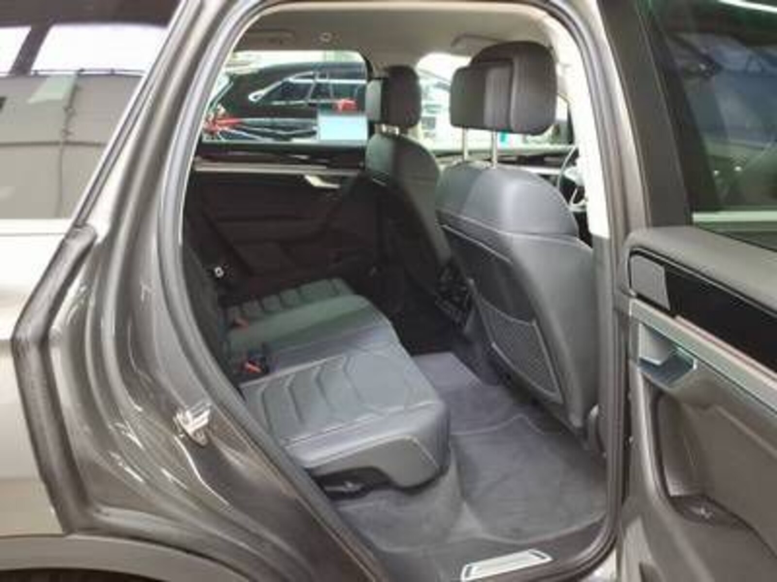 Volkswagen Touareg – Bild 6