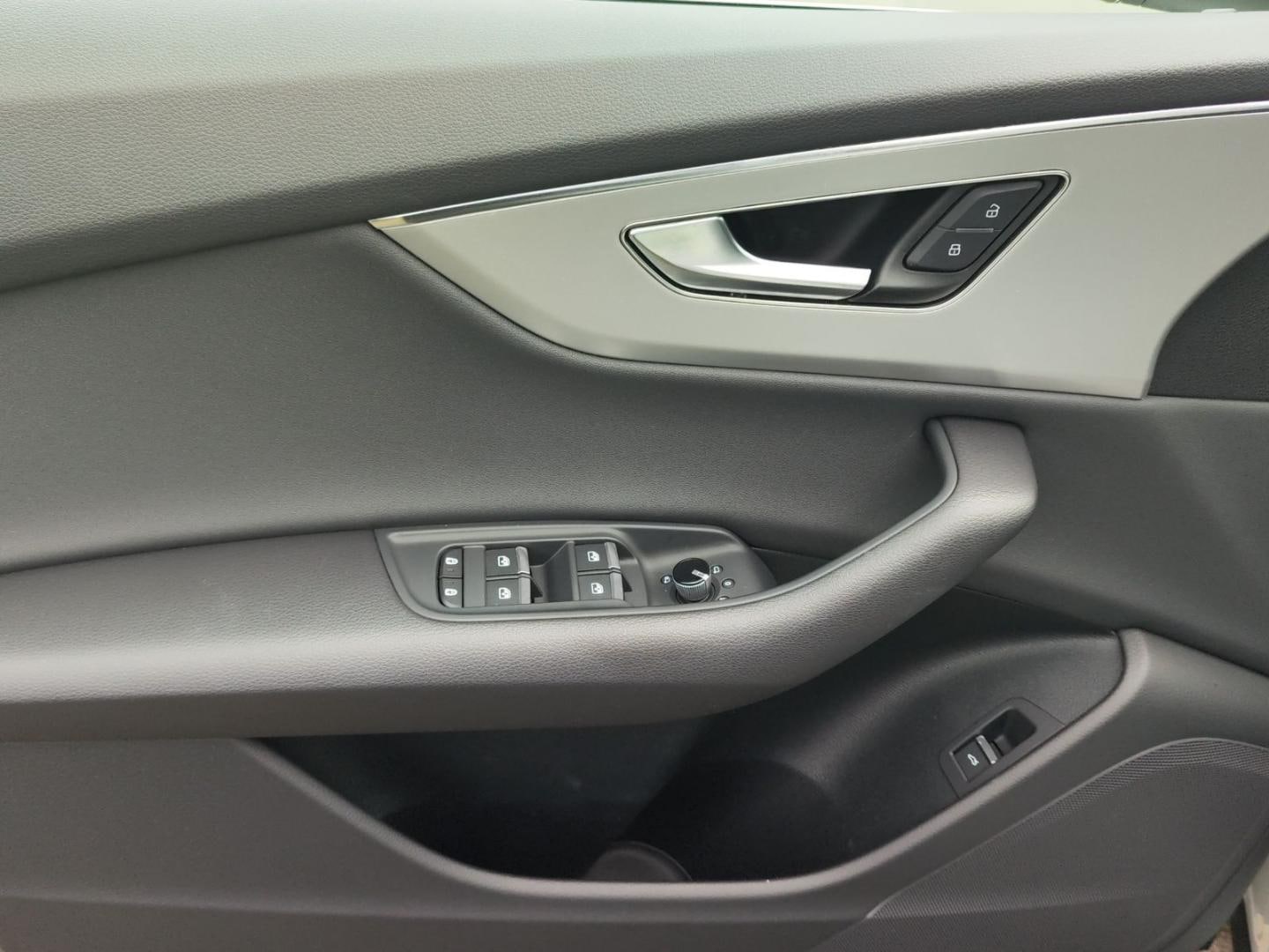 Bild über Audi Q8 55 TFSI quattro tiptronic - für weitere Informationen kontaktieren Sie den Audi Partner