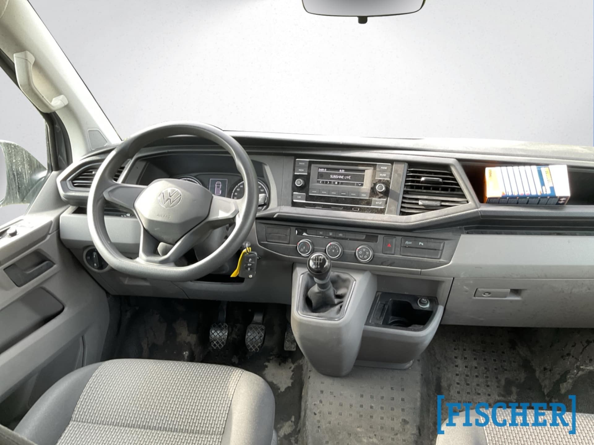 Volkswagen T6.1 Transporter Kombi kurzer Radstand