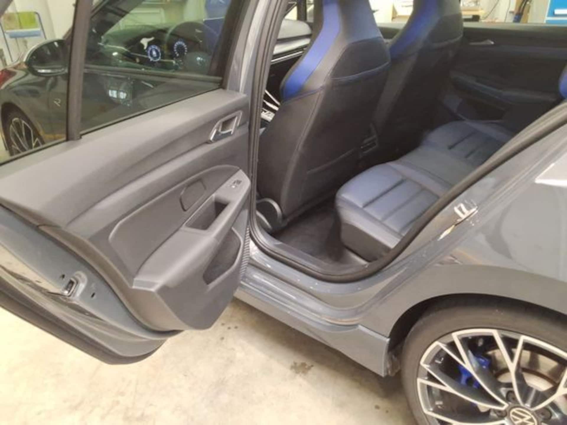 Volkswagen Golf R