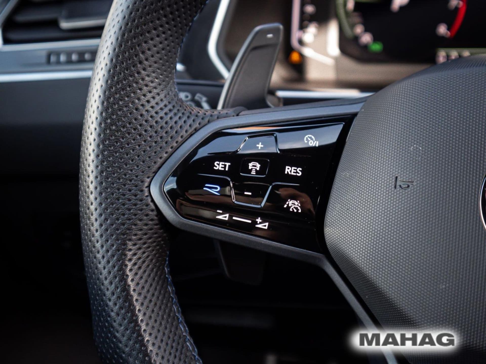 Volkswagen Tiguan R