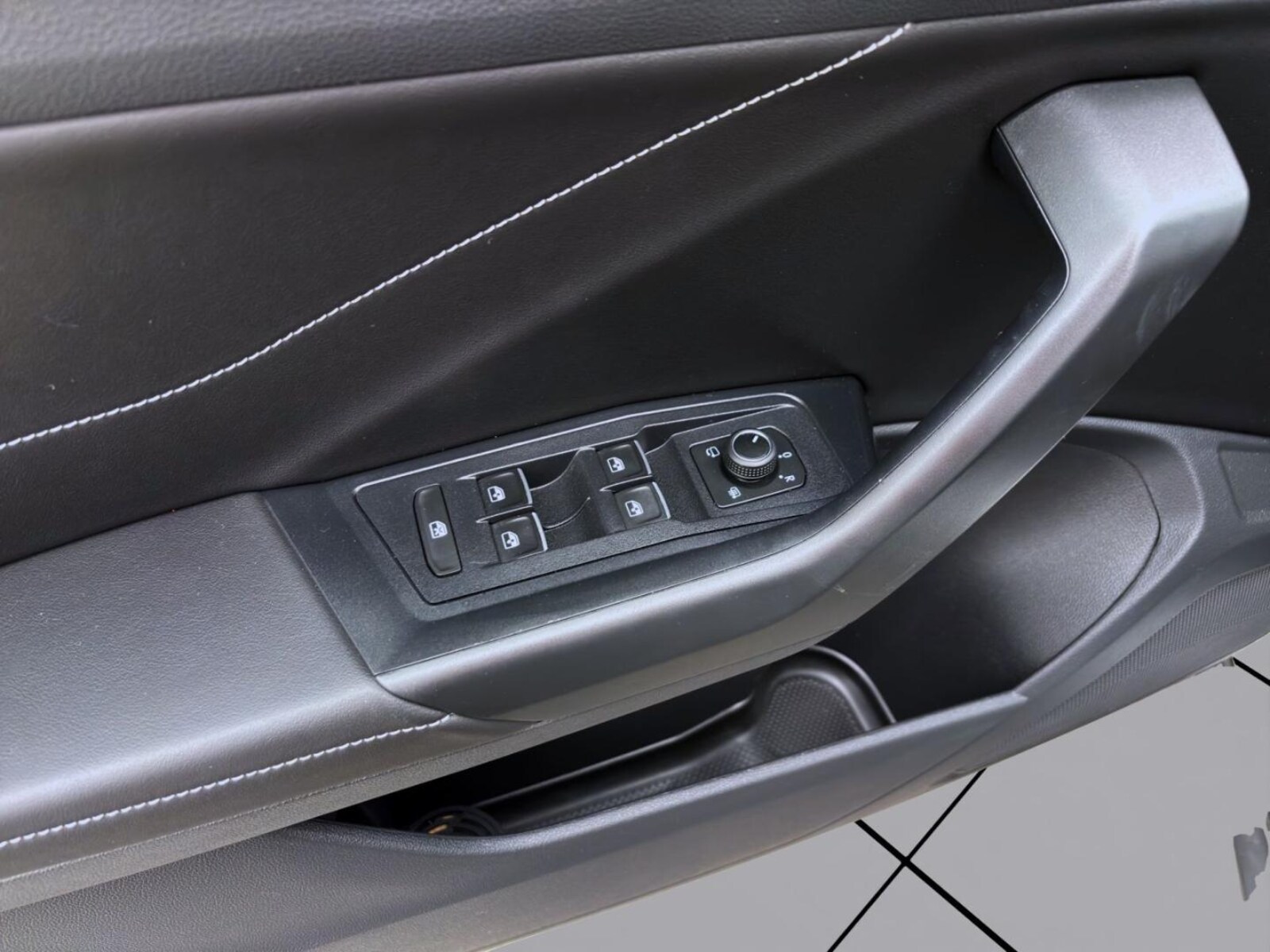 Volkswagen T-Roc – Bild 11