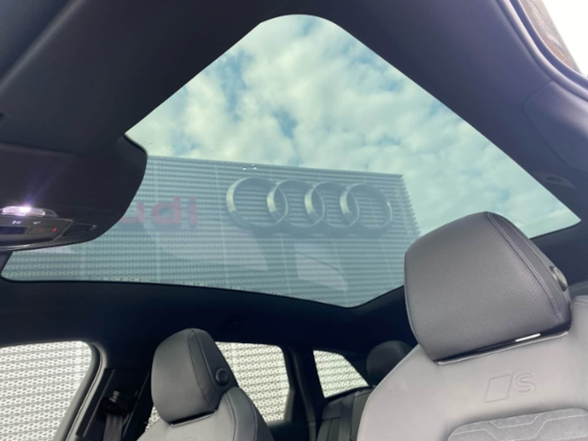 Audi A6 Avant e-tron edition one