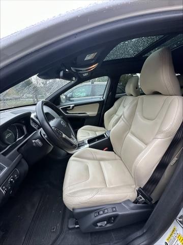 Used 2015 Volvo XC60 T6 Platinum with VIN YV4902RD7F2622761 for sale in Minneapolis, Minnesota