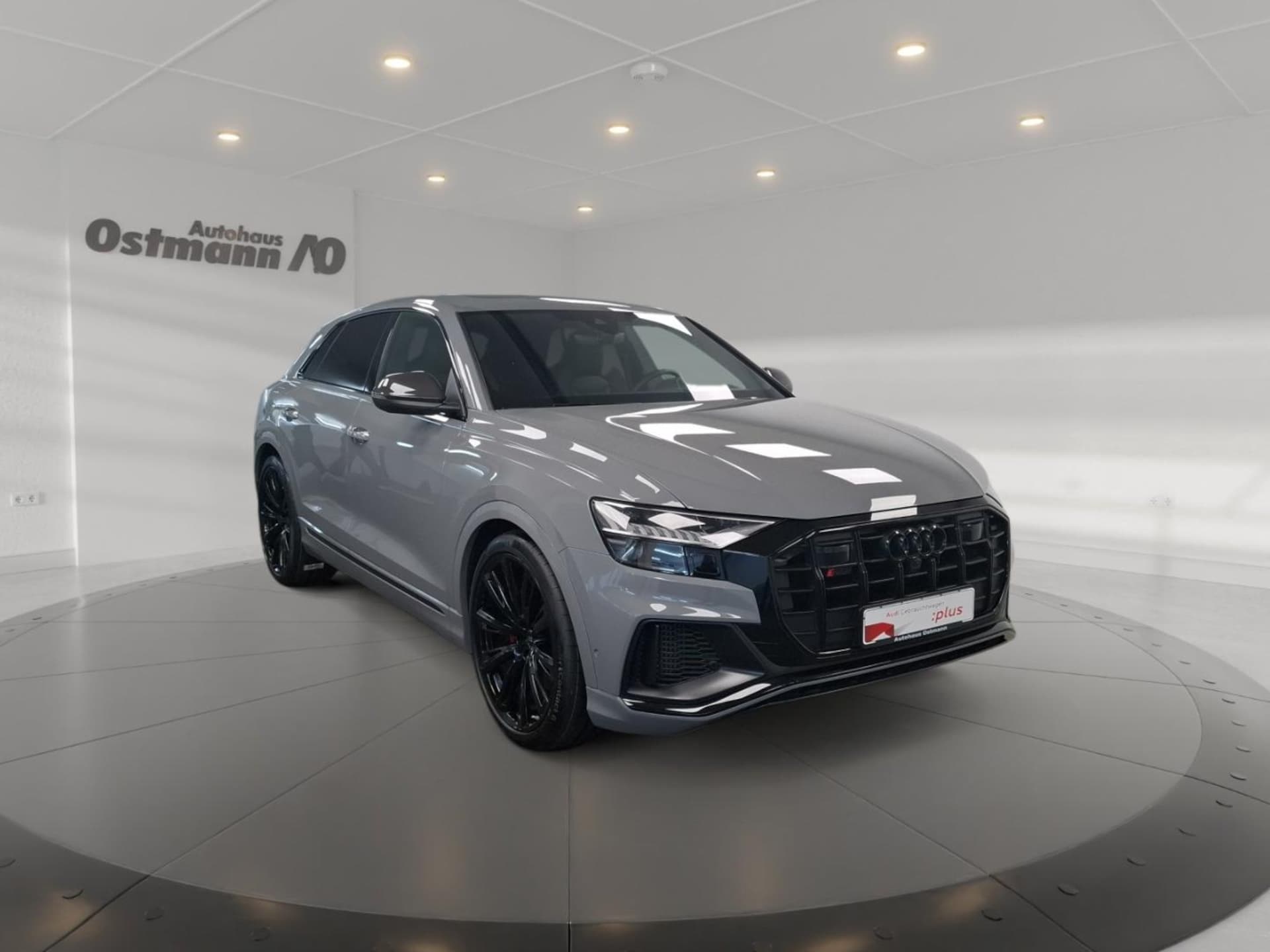 Audi SQ8 SUV