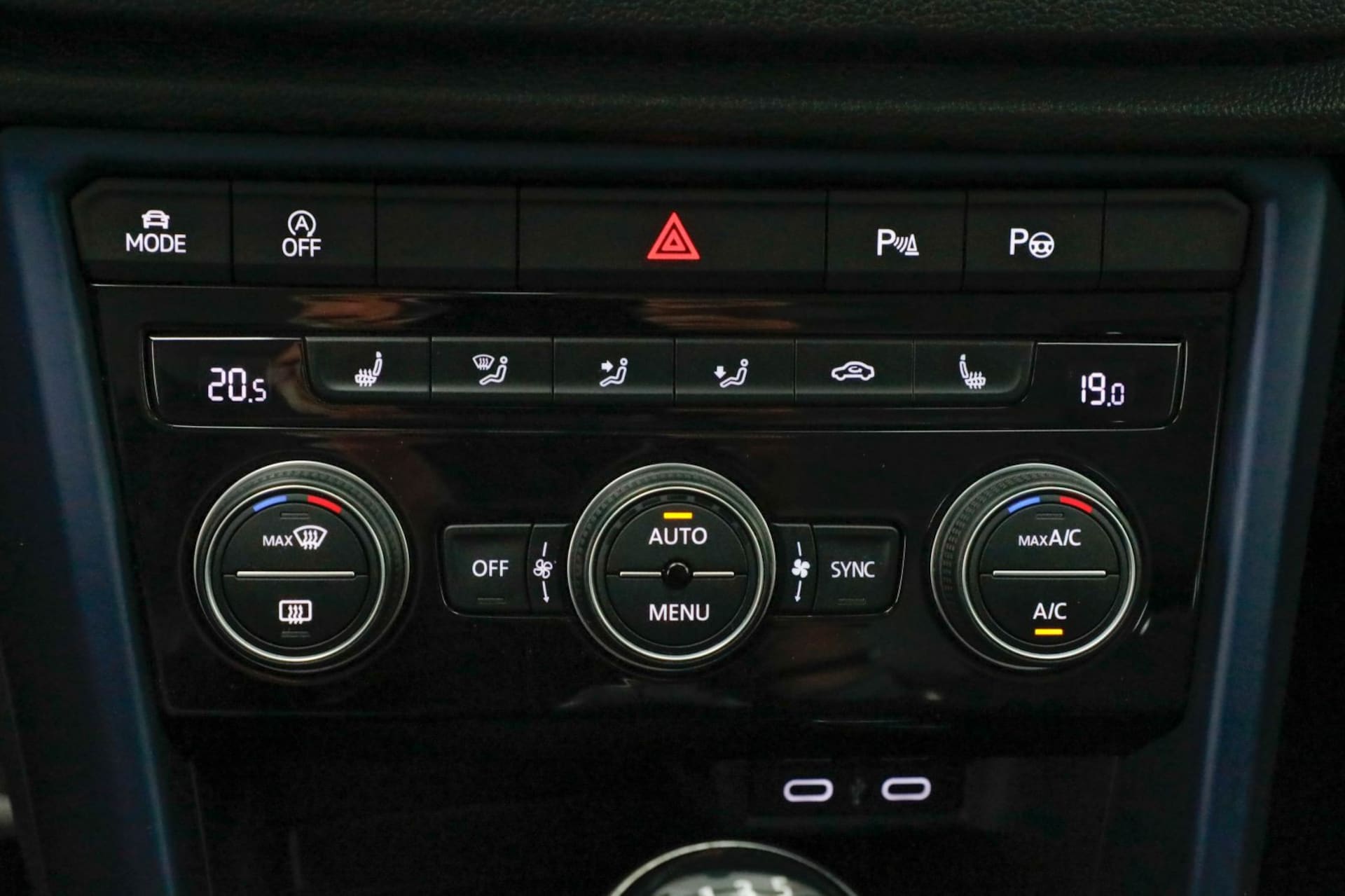 Volkswagen T-Roc United