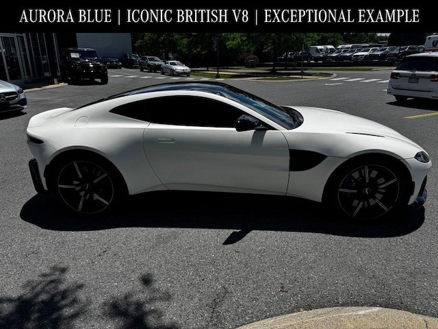 2021 Aston Martin Vantage