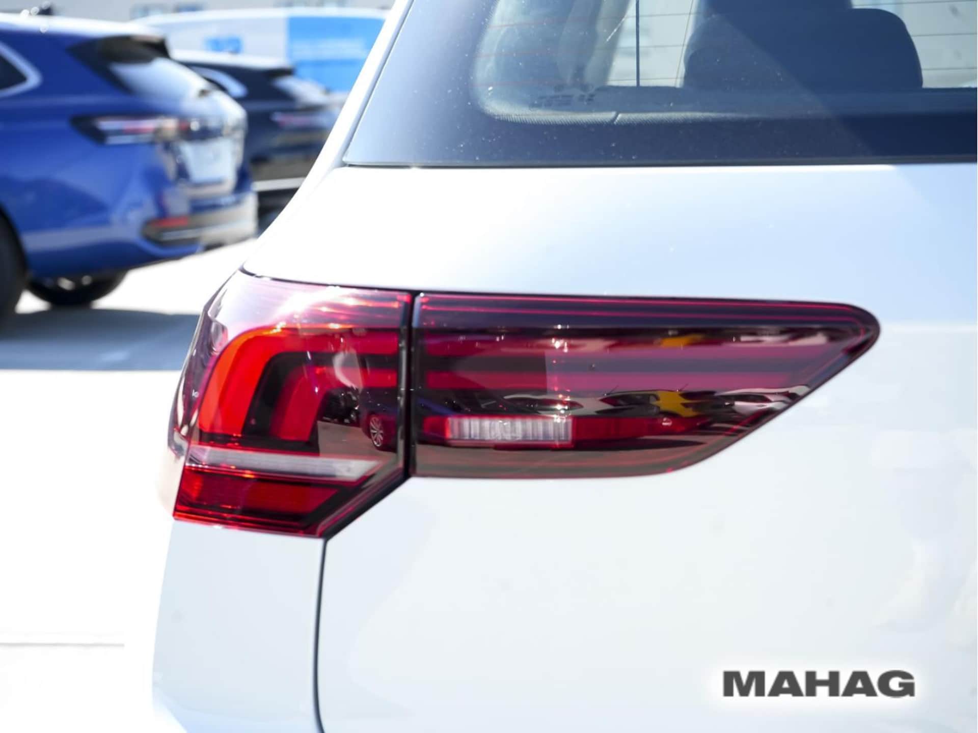 Volkswagen Golf Life