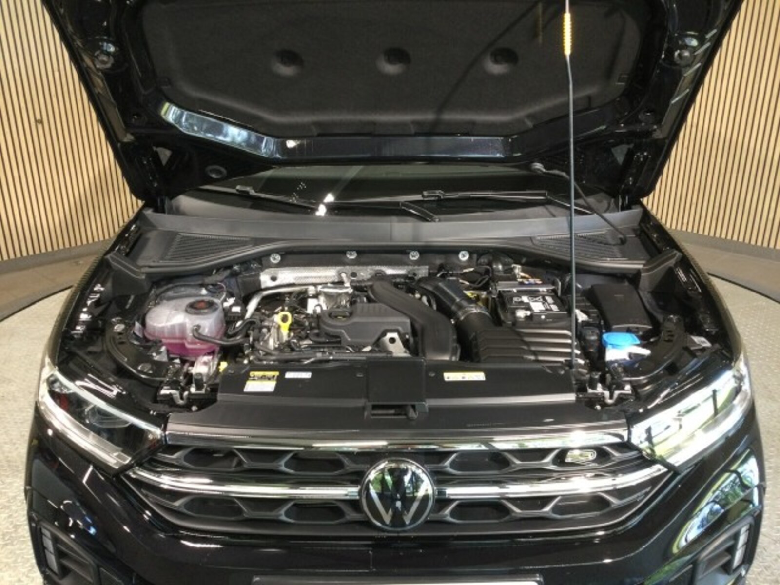 Volkswagen T-Roc Cabriolet – Bild 8