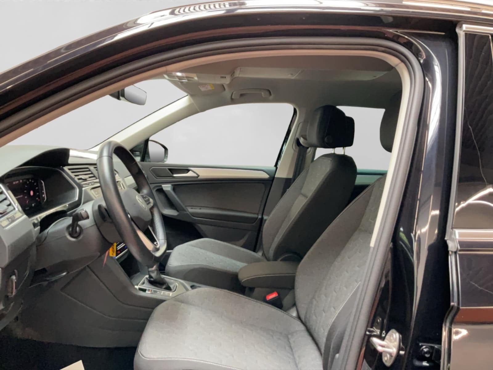 Volkswagen Tiguan – Bild 8