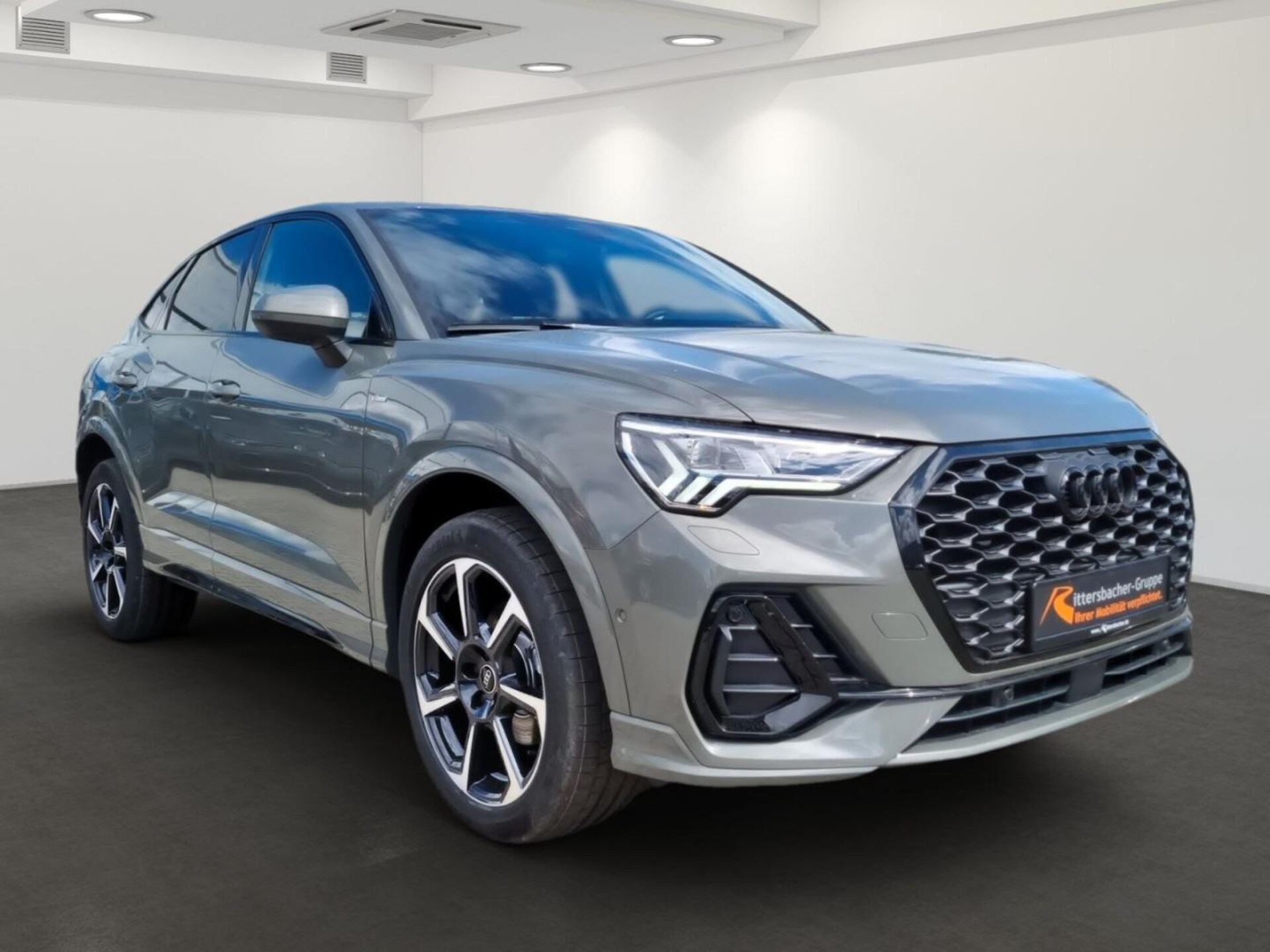 Audi Q3 Sportback S line