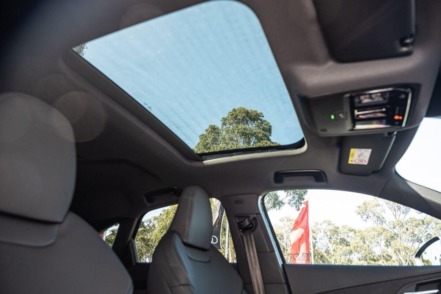 Image about Audi Q3 Sportback TFSI quattro 195 kW