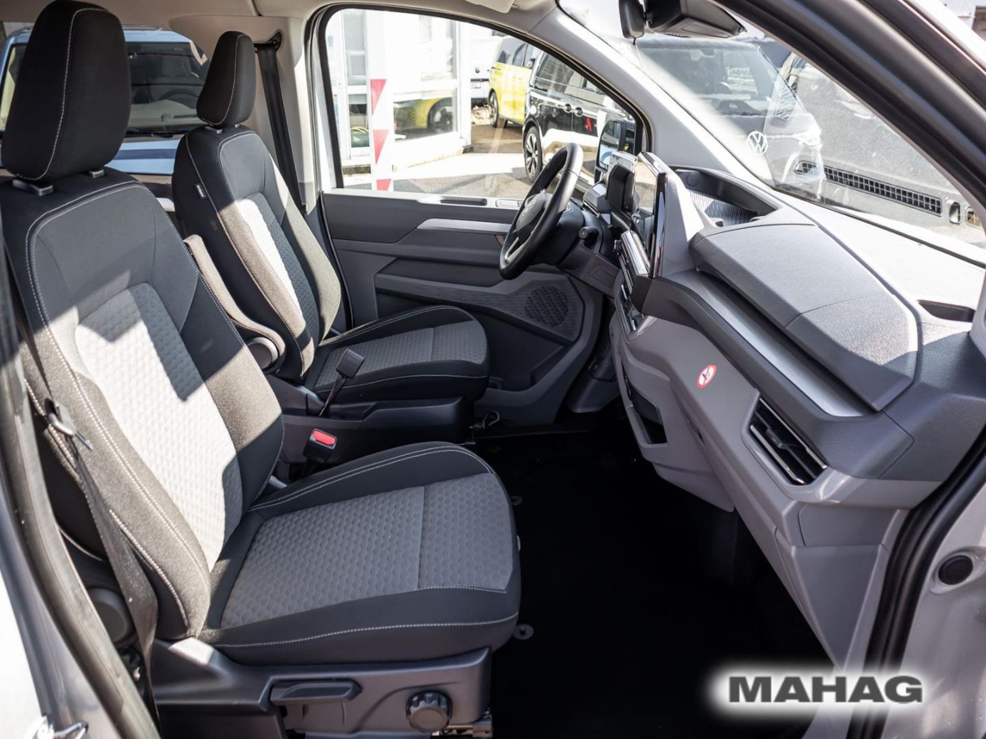 Volkswagen Caravelle Life
