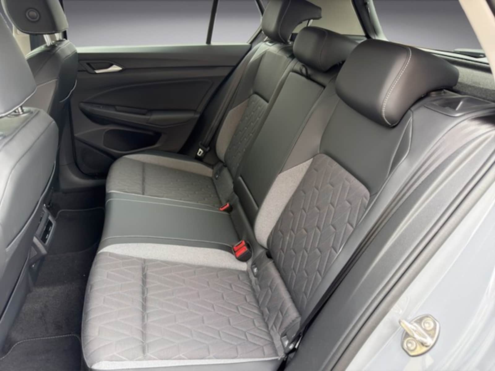 Volkswagen Golf – Bild 8