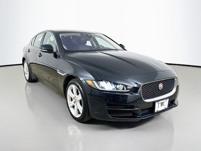 2018 Jaguar XE