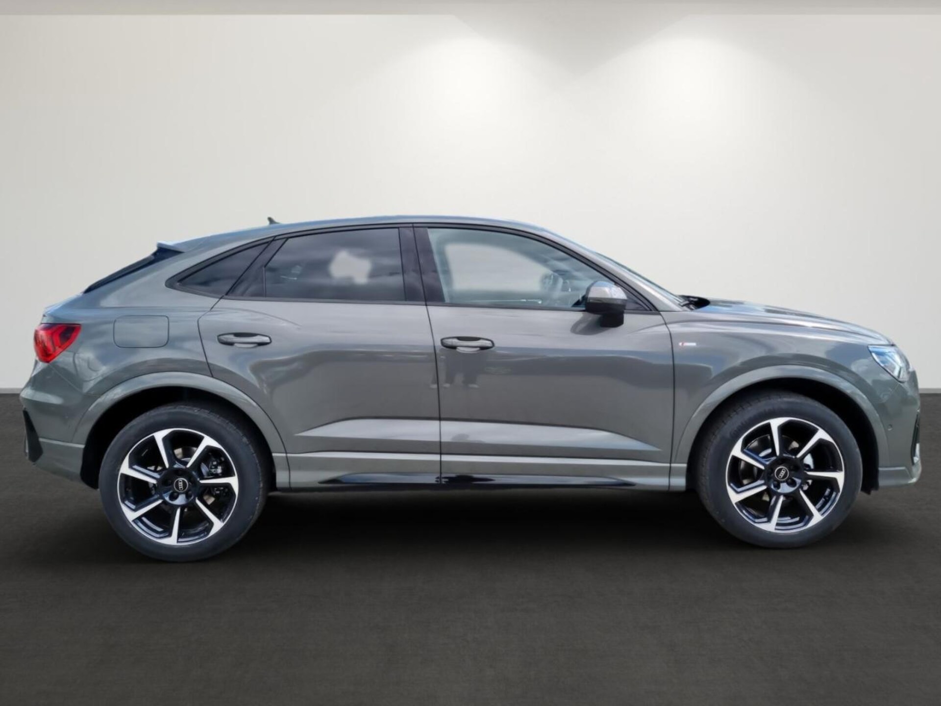 Audi Q3 Sportback S line