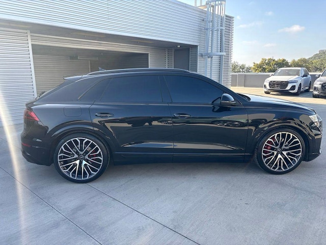 2024 Audi SQ8