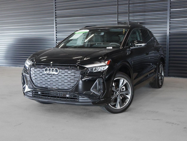 Photo of 2024 Audi Q4 e-tron 