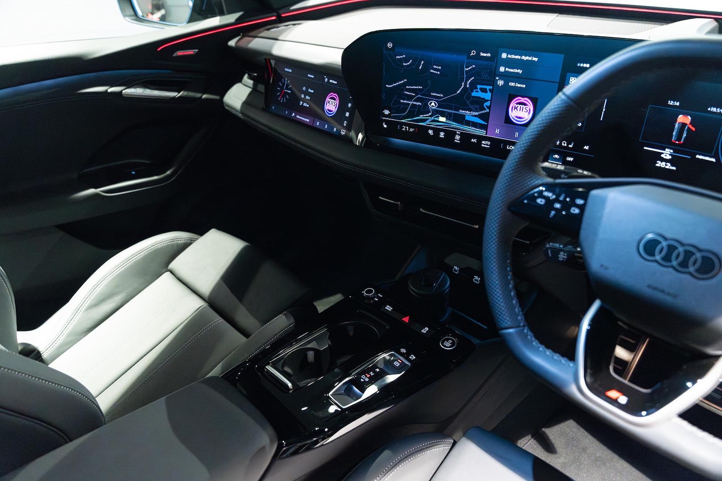 Image about Audi Q6 Sportback e-tron e-tron quattro