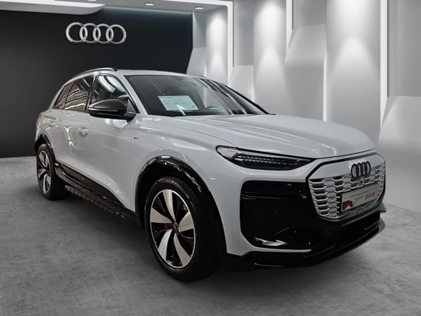 Bild über Audi Q6 SUV e-tron e-tron performance - für weitere Informationen kontaktieren Sie den Audi Partner