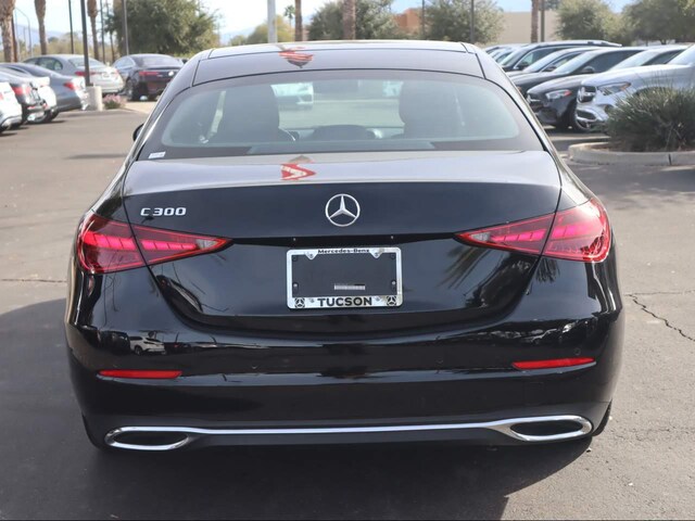 2025 Mercedes-Benz C 300