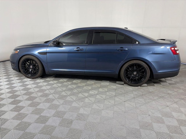 2018 Ford Taurus
