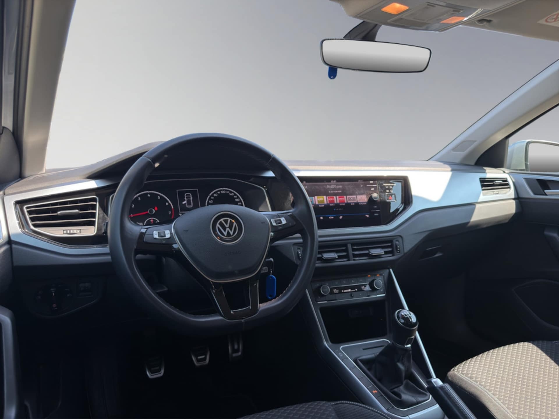 Volkswagen Polo Active
