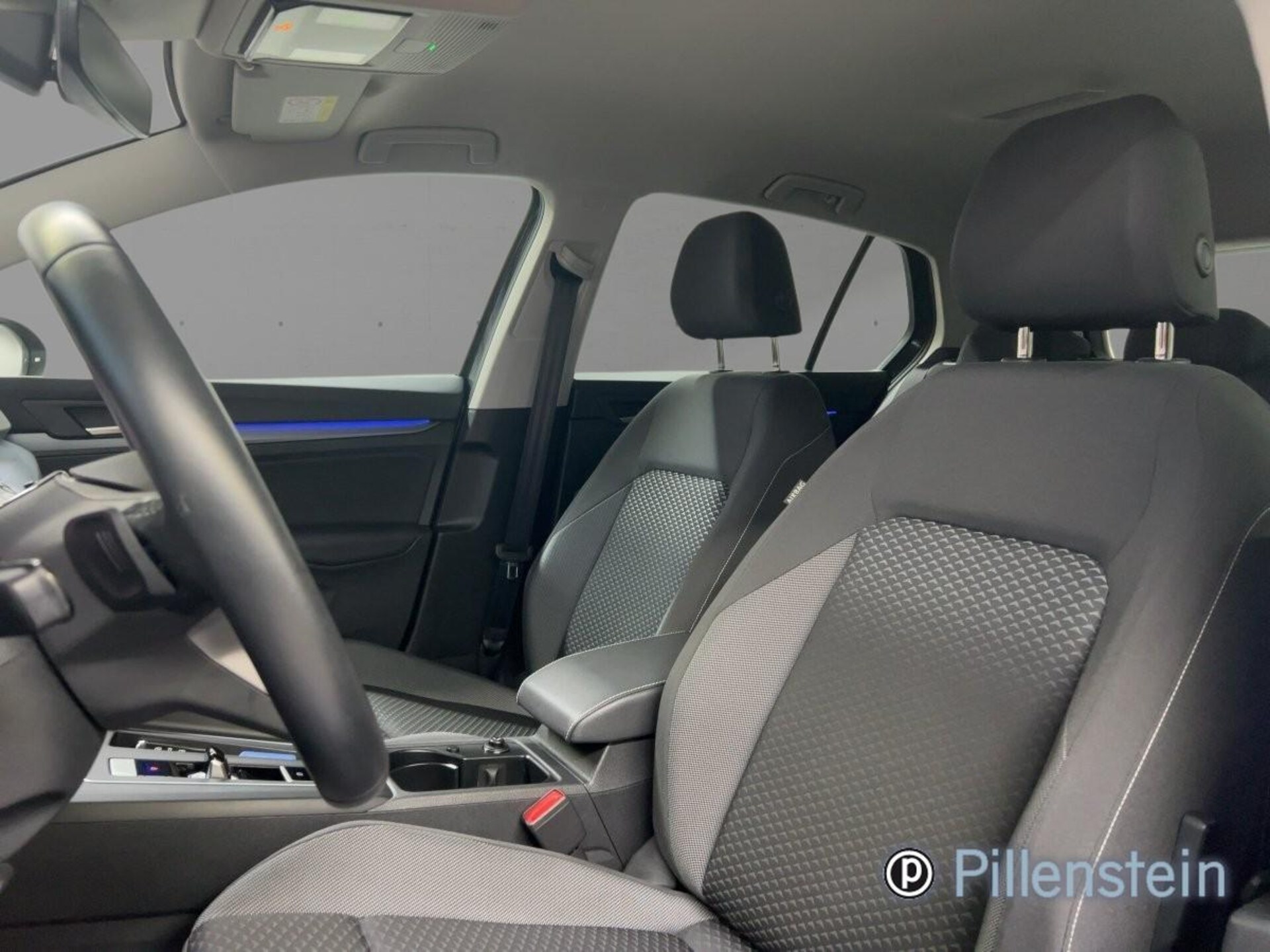 Volkswagen Golf Active