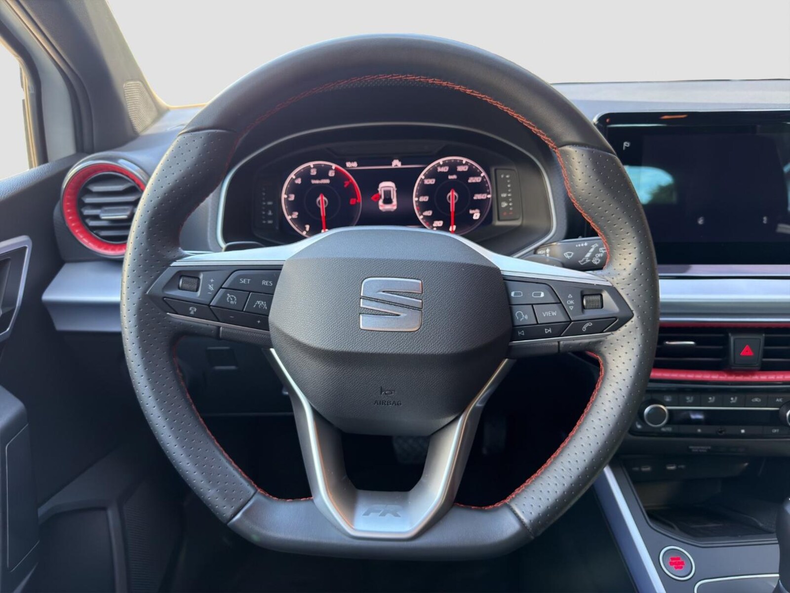 SEAT Arona – Bild 11