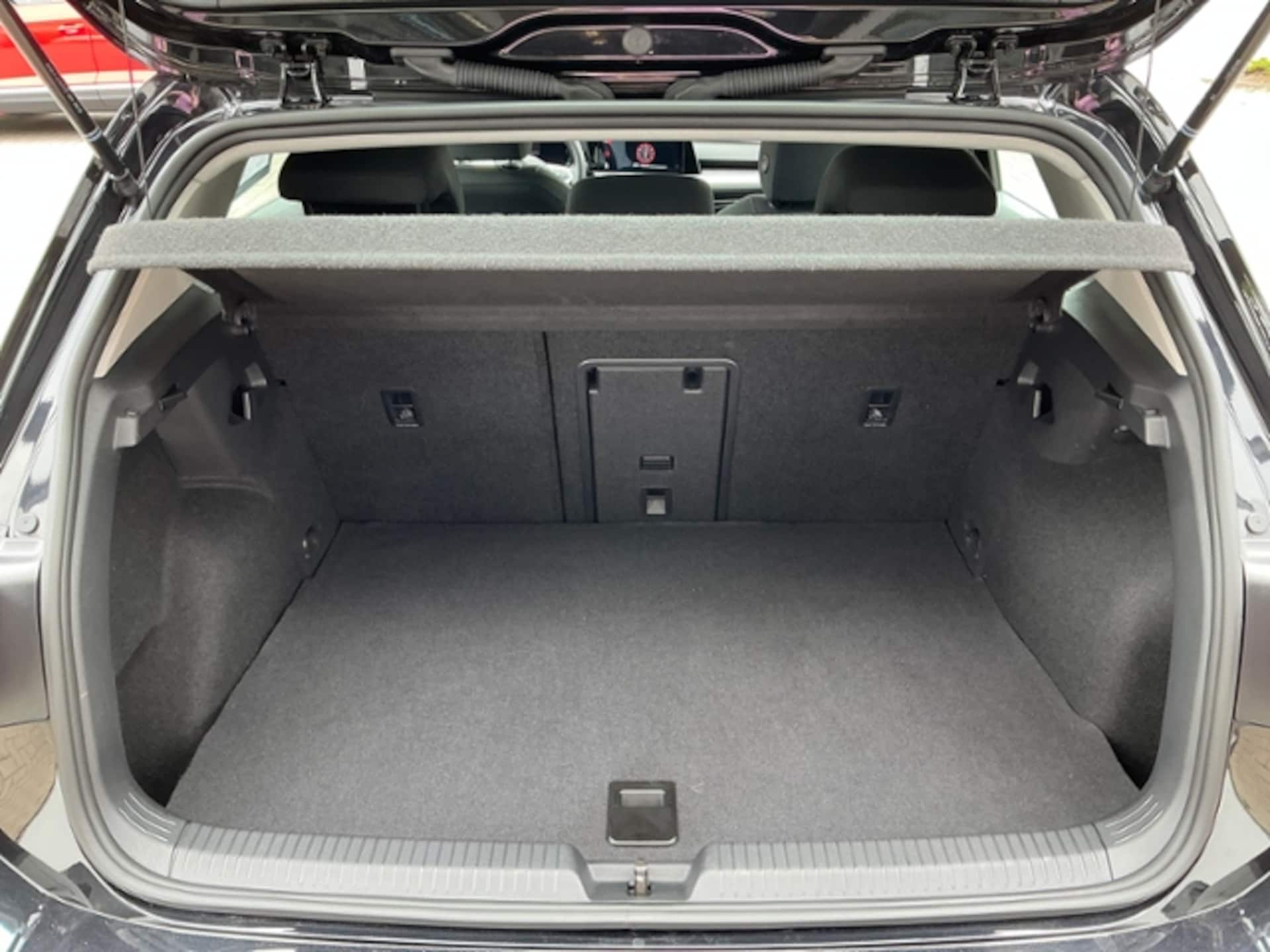 Volkswagen Golf Style