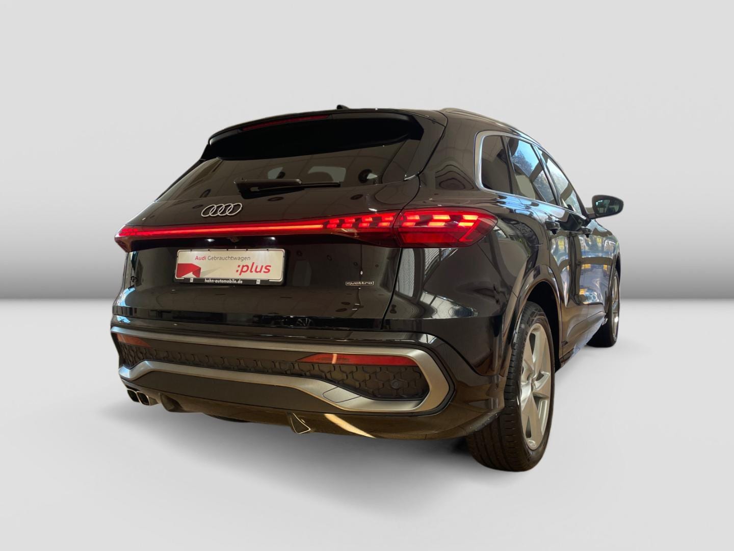 Bild über Audi Q5 SUV TDI quattro 150 kW S tronic - für weitere Informationen kontaktieren Sie den Audi Partner