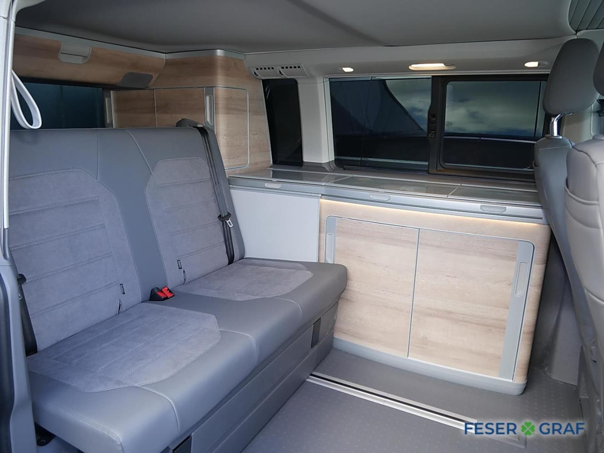 Volkswagen T6.1 California Ocean