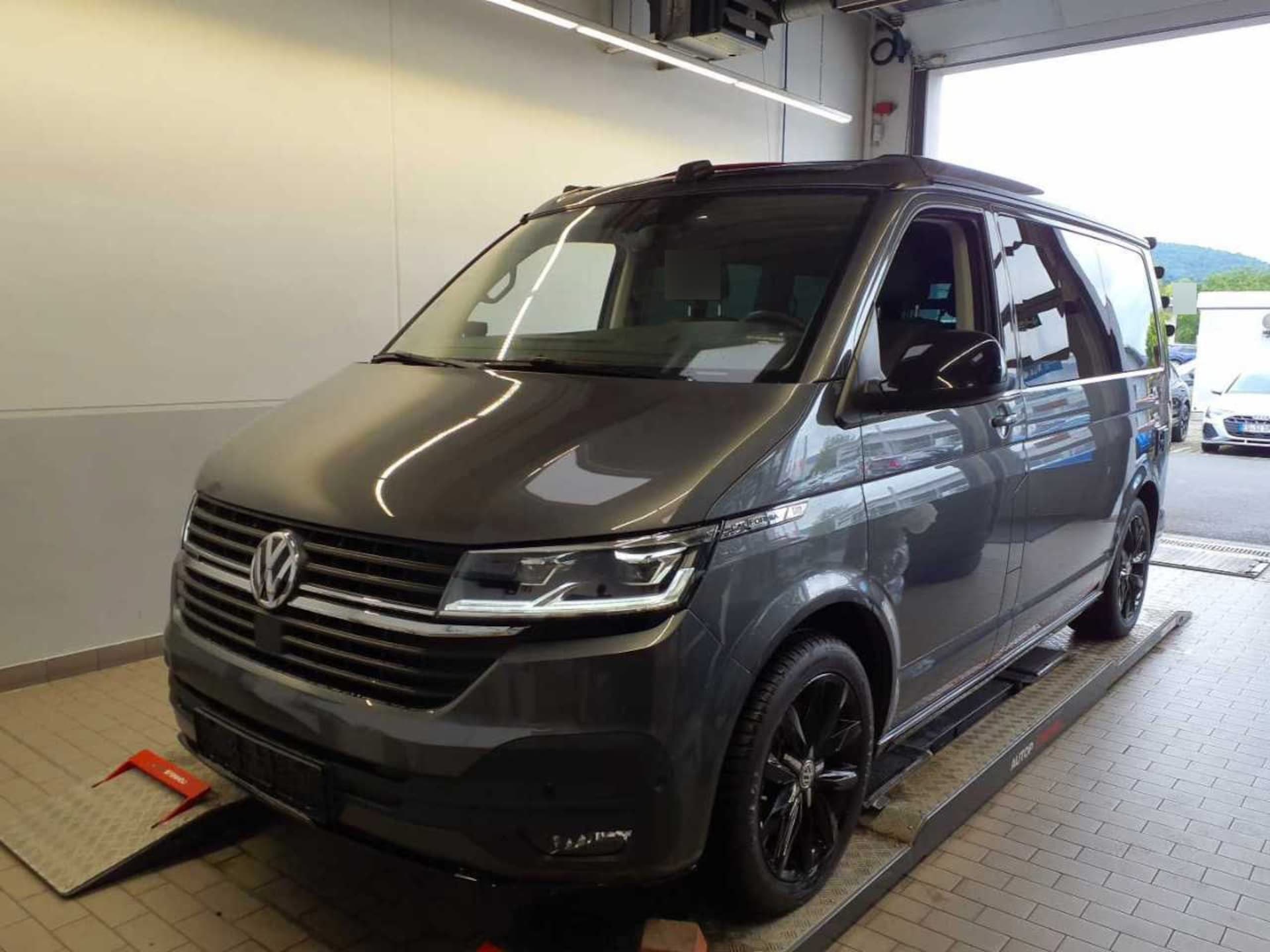 Volkswagen T6.1 California Ocean