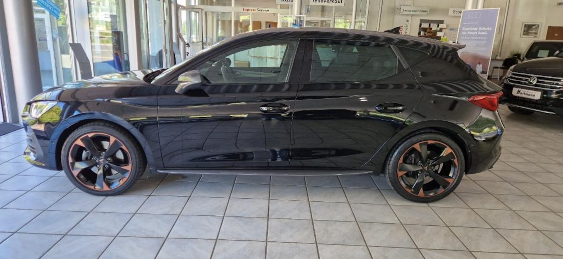 CUPRA Leon