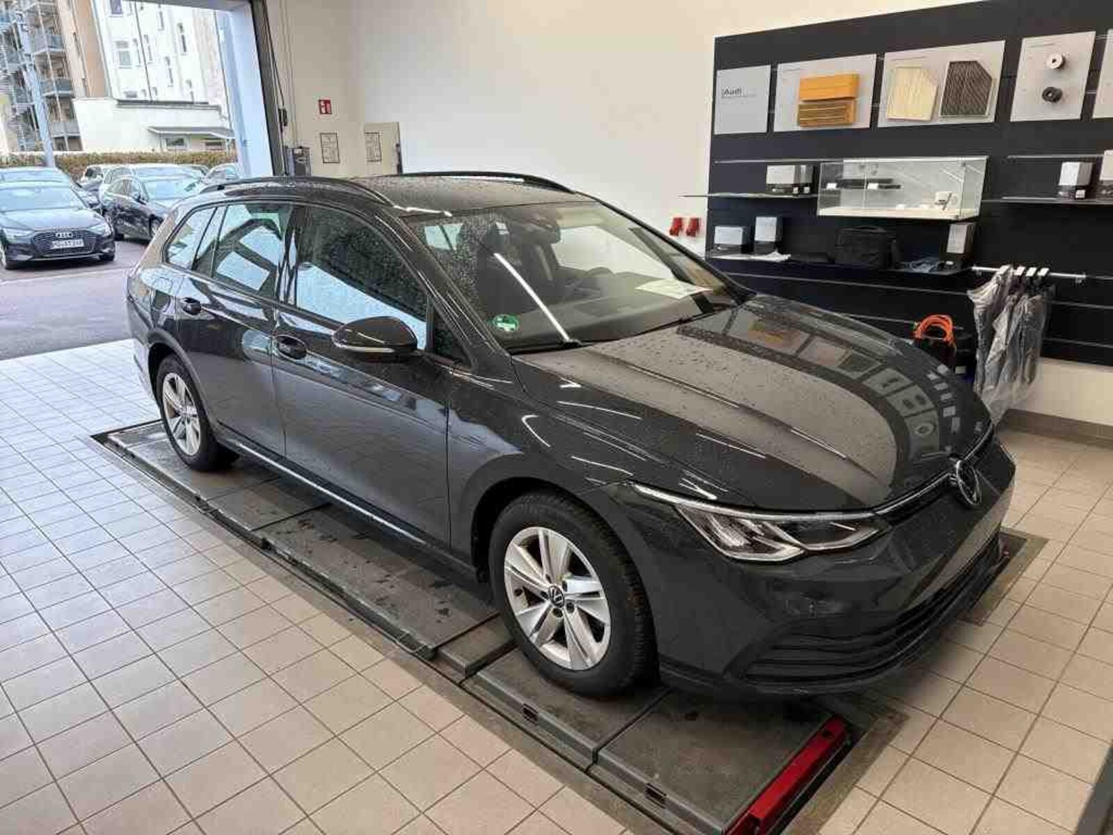 Volkswagen Golf Variant – Bild 2