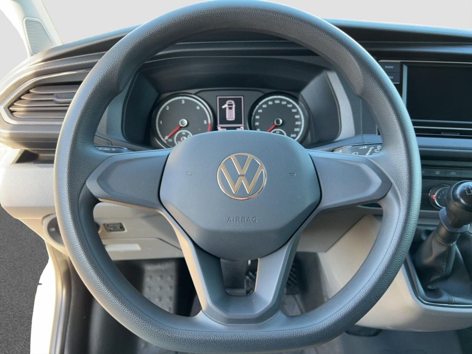 Volkswagen T6.1 Transporter Kasten kurzer Radstand – Bild 14