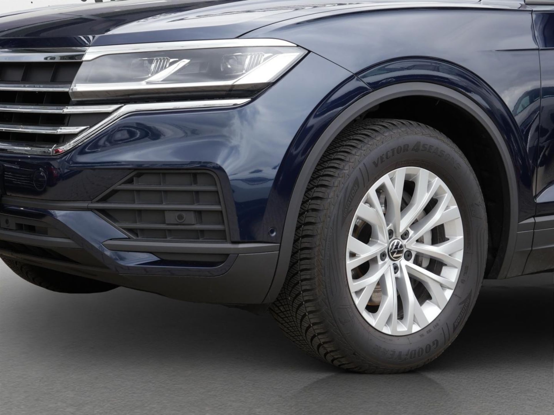 Volkswagen Touareg Basis-Modell