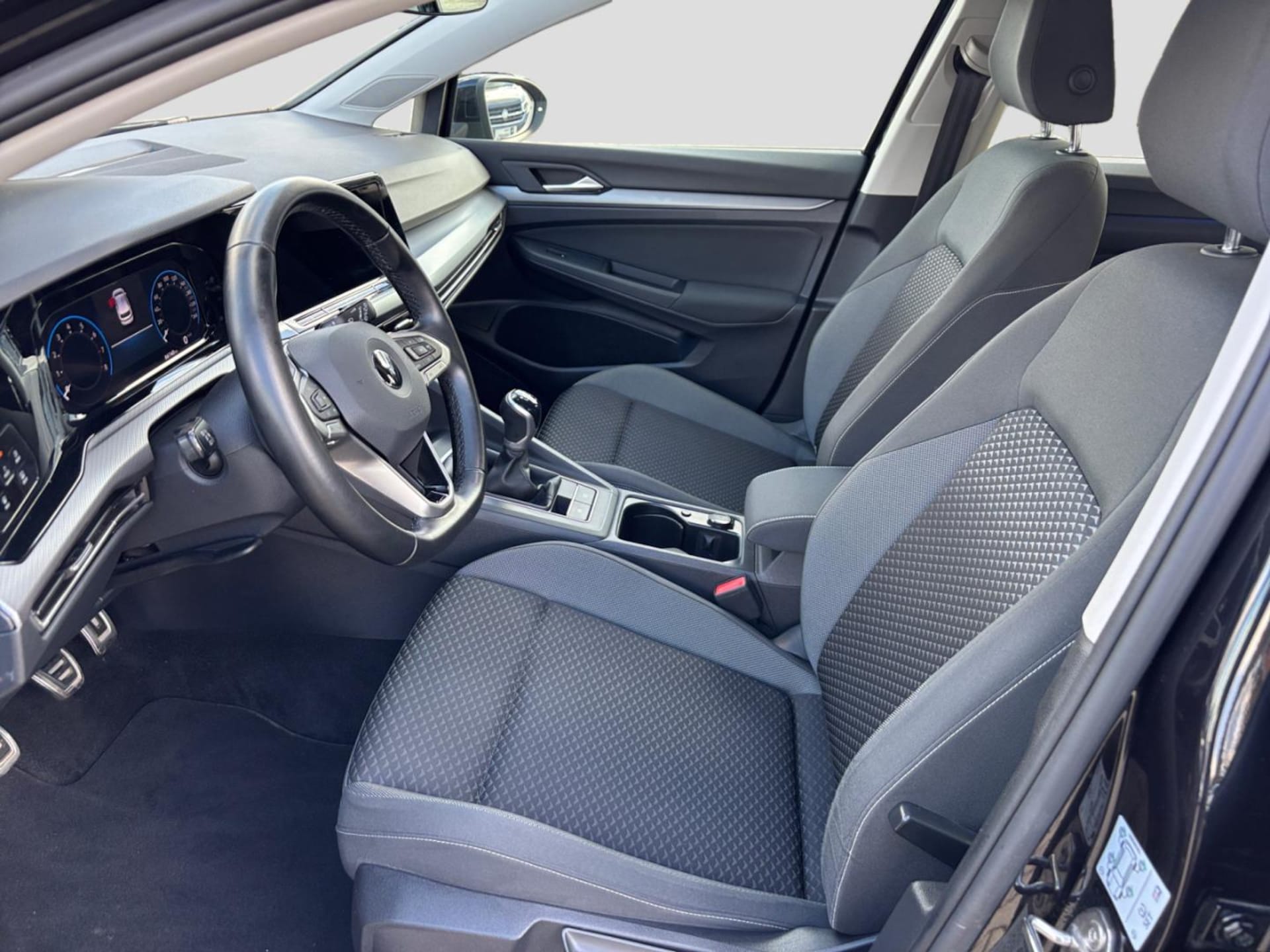Volkswagen Golf Life