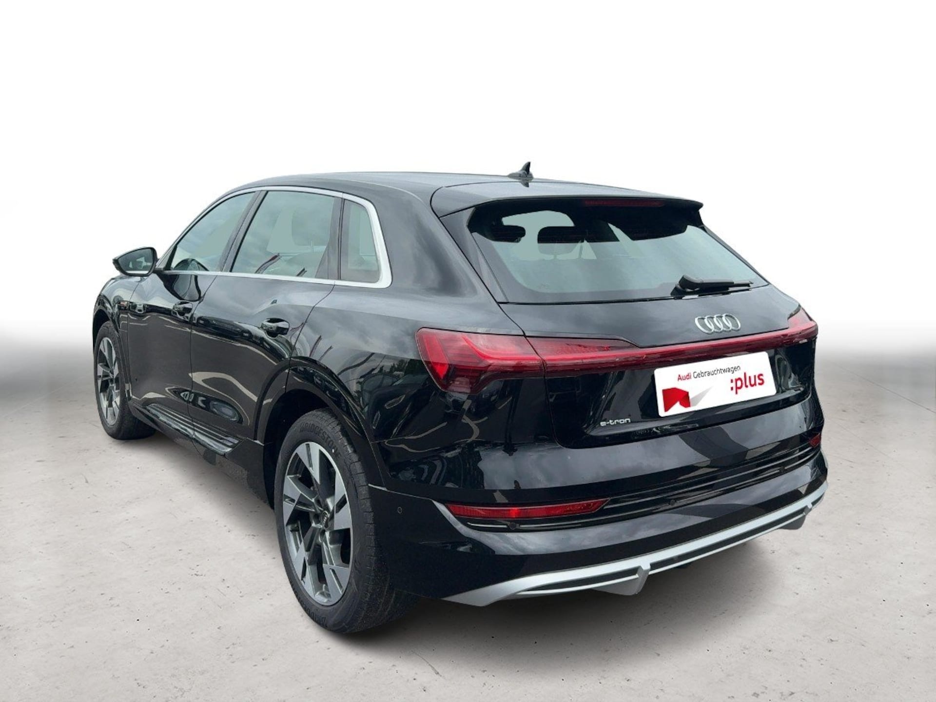 Audi e-tron S line