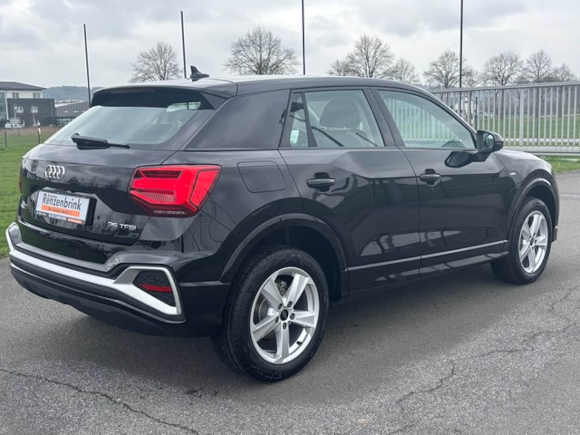 Audi Q2 S line