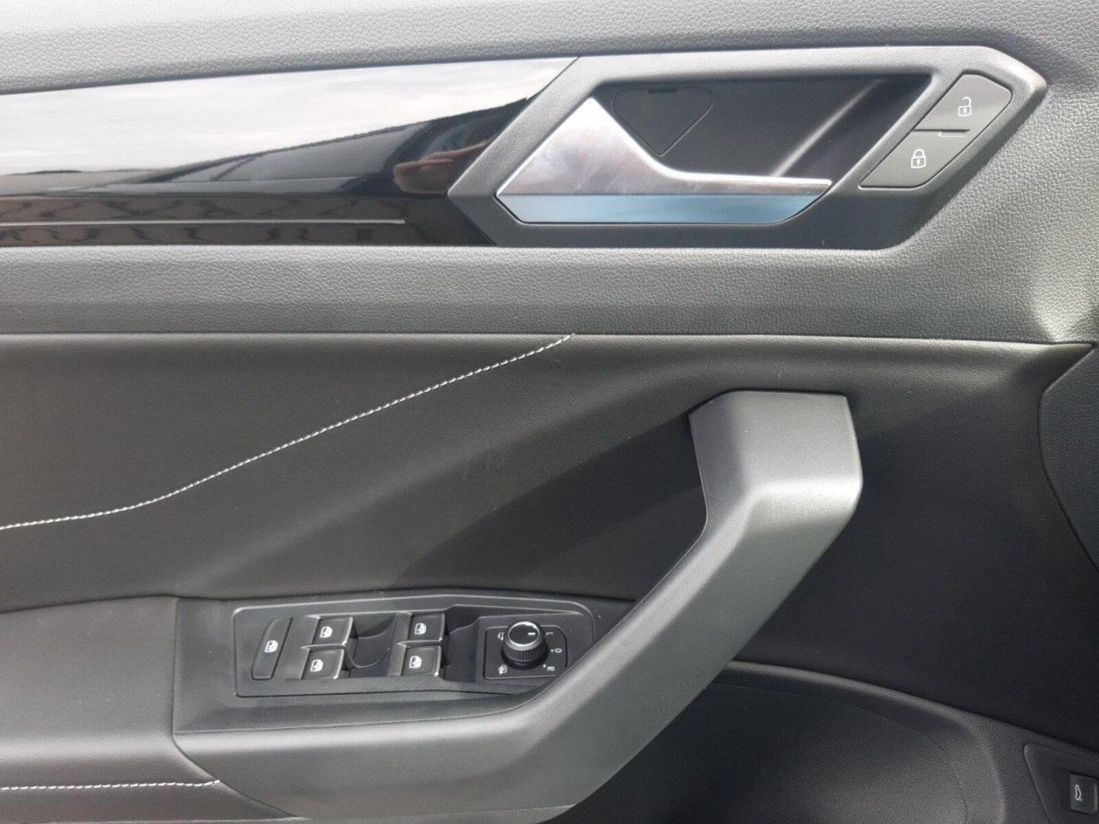 Volkswagen T-Roc – Bild 16