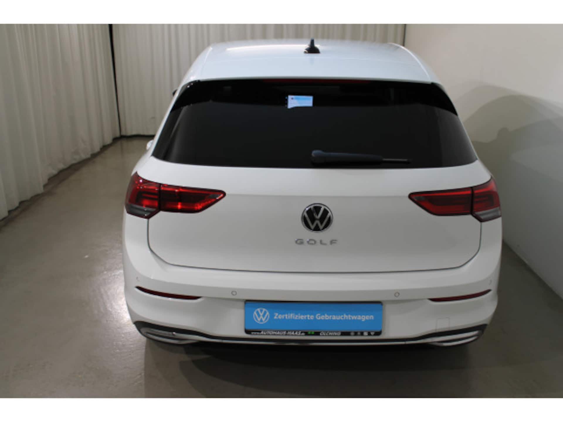 Volkswagen Golf Style
