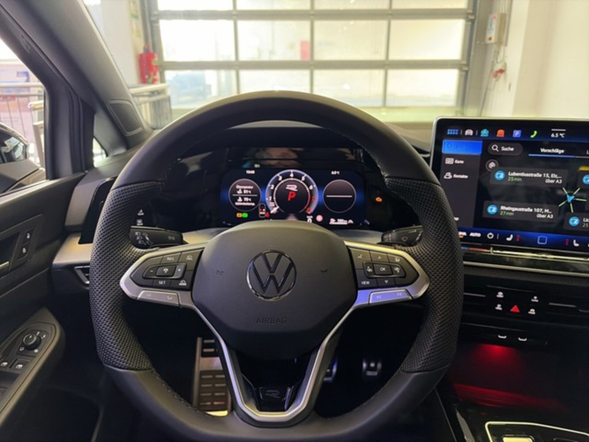 Volkswagen Golf R-Line