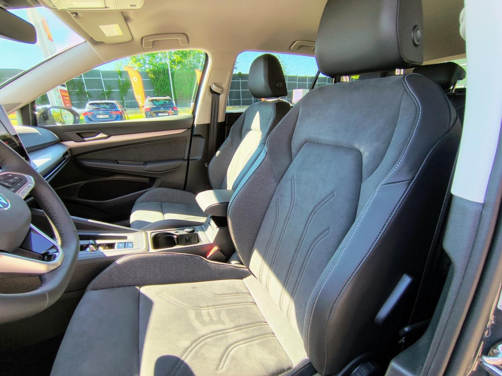 Volkswagen Golf Variant Life