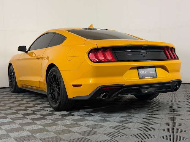2022 Ford Mustang
