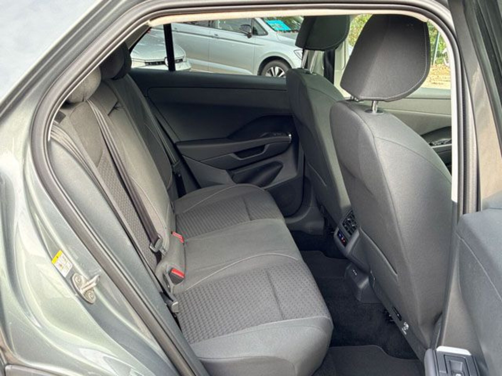 Volkswagen T-Roc – Bild 11