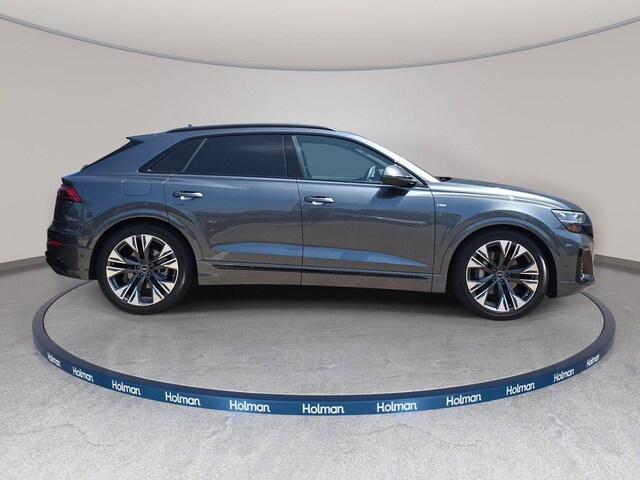 2026 Audi Q8